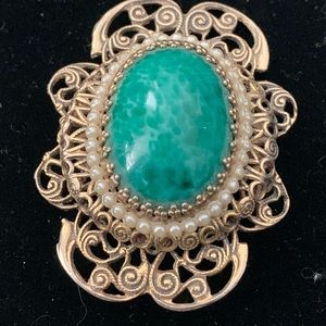 A STUNNING PEKING GLASS(Czech made)VINTAGE BROOCH